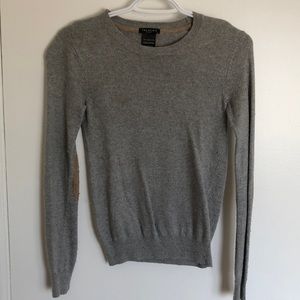 Grey long sleeve sweater shirt